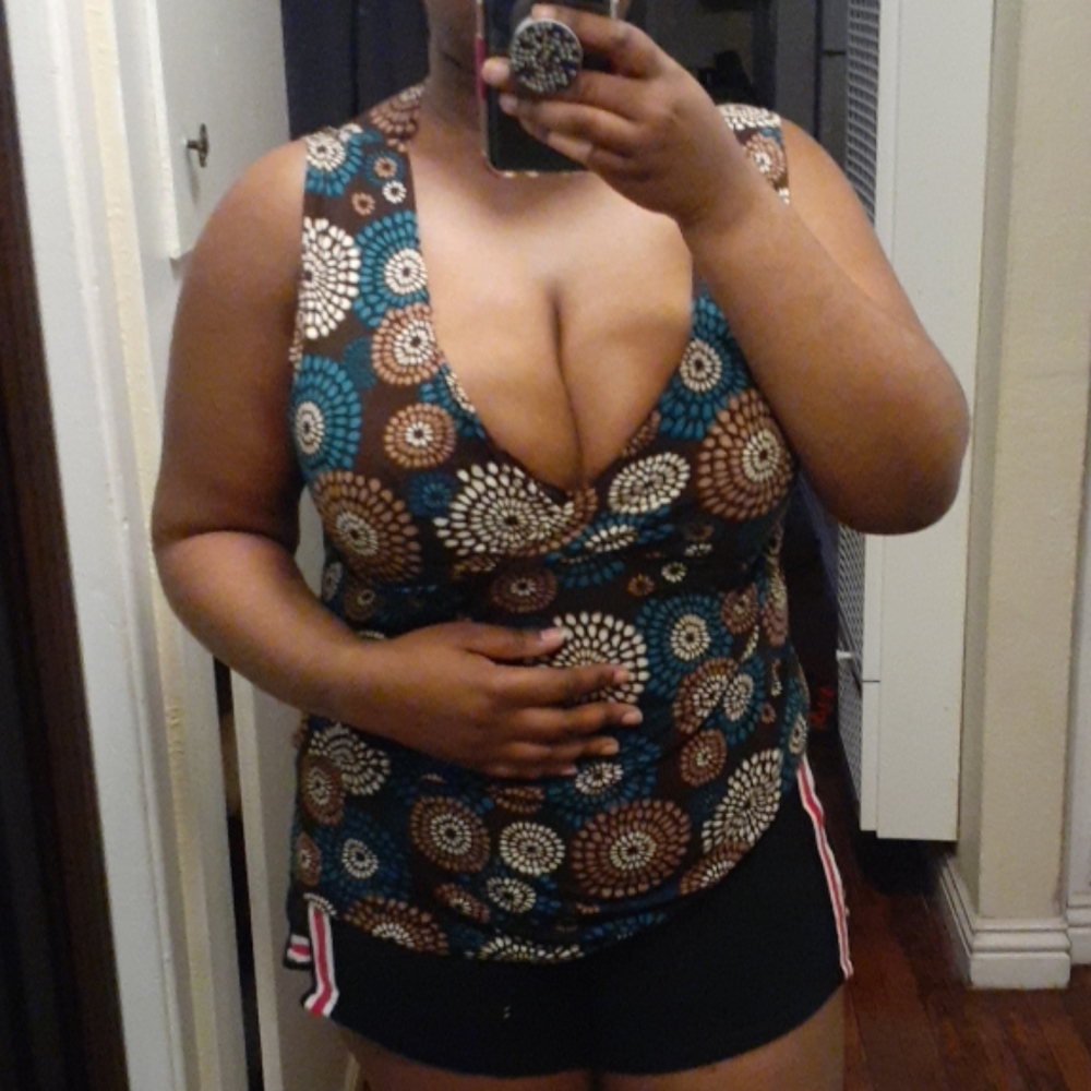Sleeveless blouse